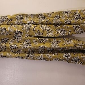 Floral Patterned Scarf